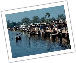 Houseboat in kashmir