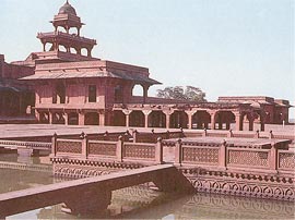 fatehpur-sikri