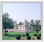 Itmad Ud Daulah Agra